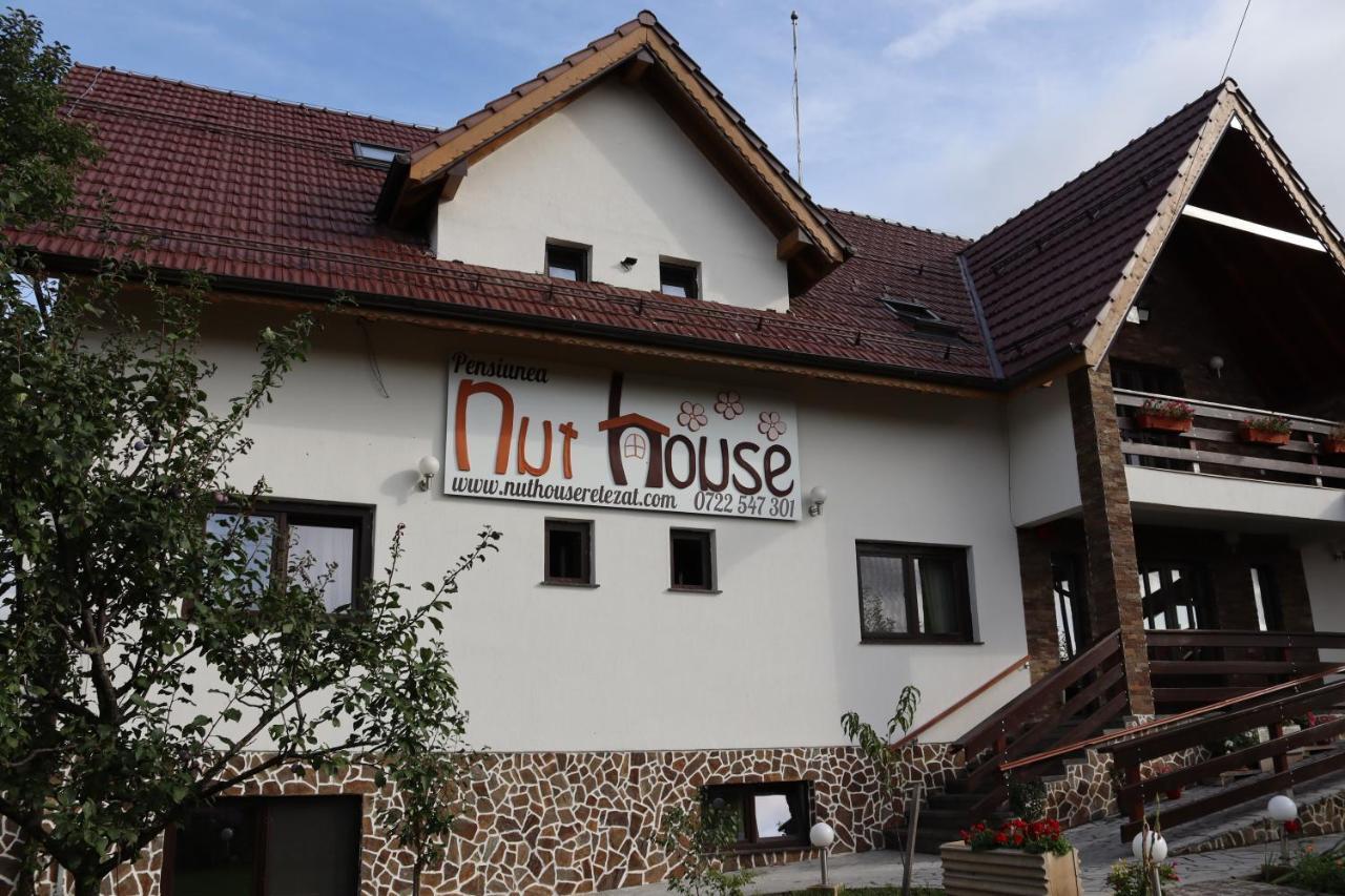 Nut House Retezat Hotel Nucsoara  Luaran gambar